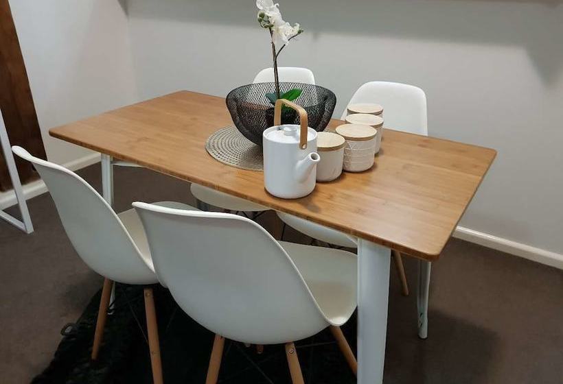 Darling Harbour Apartment