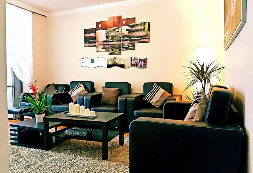 Bed and Breakfast Gable Lodge