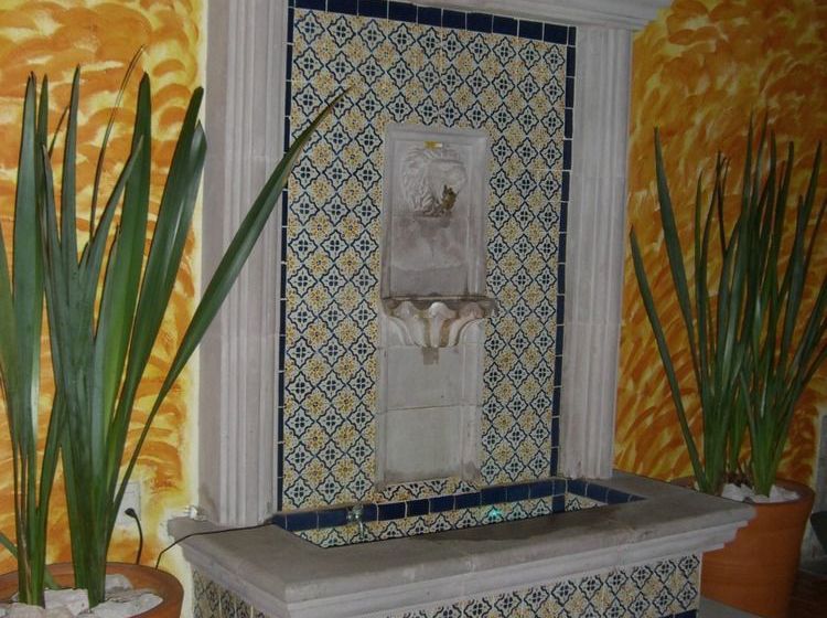 Hostal Casa Castillo Bed & Breakfast