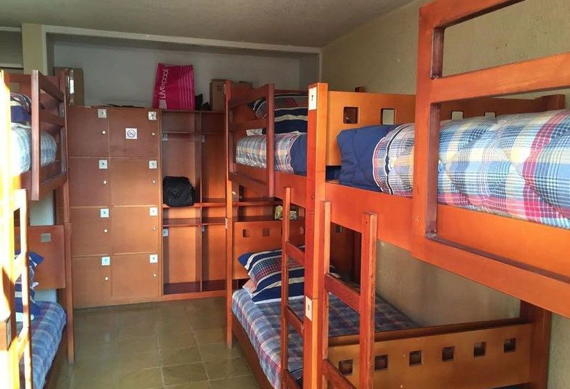 Hostal Casa Castillo Bed & Breakfast