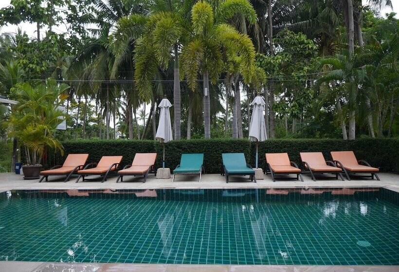 בית מלון כפרי Ampha Place