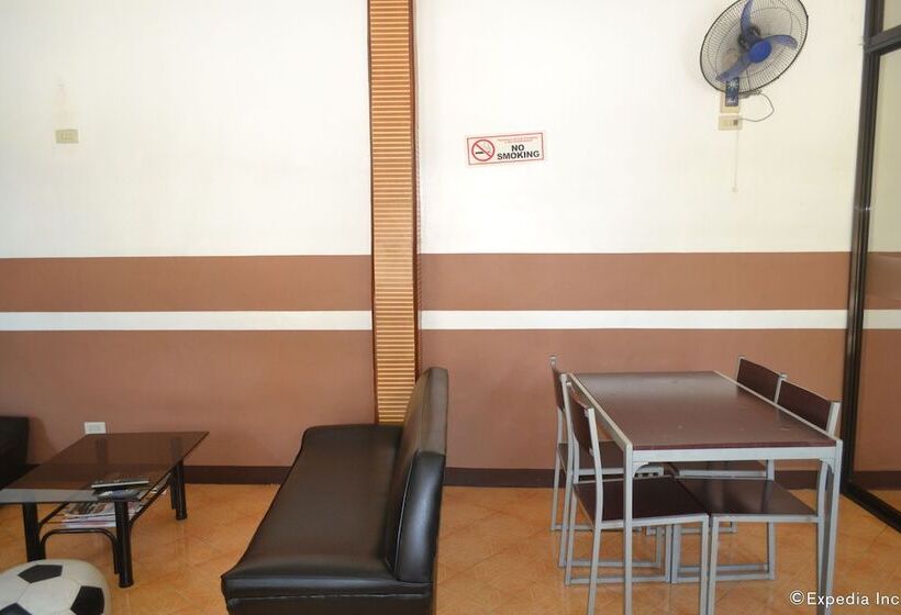 هتل Antonio S Apartelle & Suites