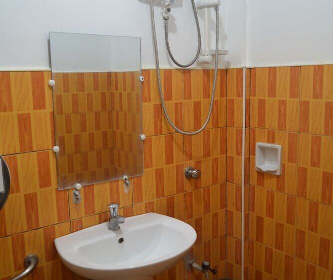 هتل Antonio S Apartelle & Suites