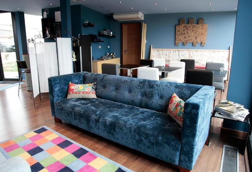 בית מלון כפרי Araz