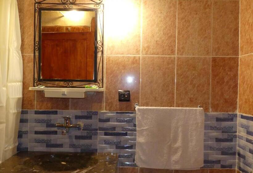 هتل Auberge Sahara