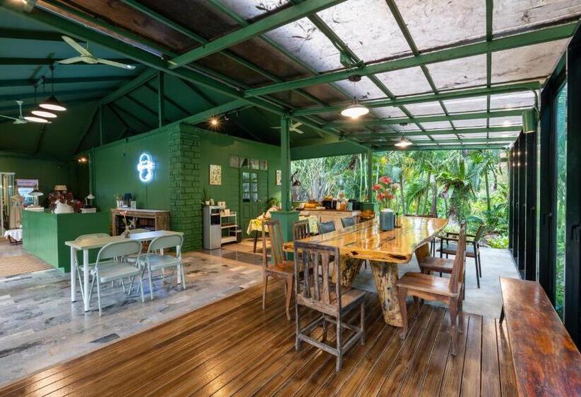 Blu Monkey Pooltara Krabi Hotel & Villas Pet Friendly