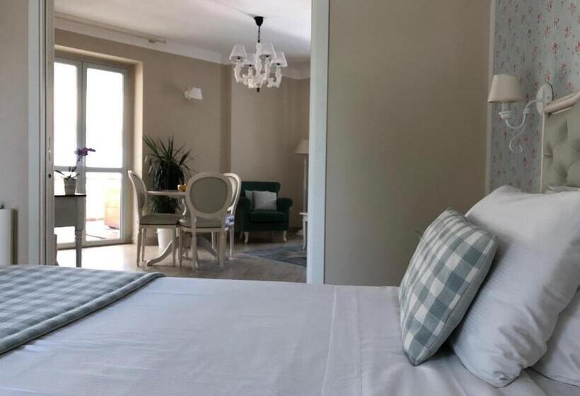 Отель Borgo Vecchio Locanda Di Charme