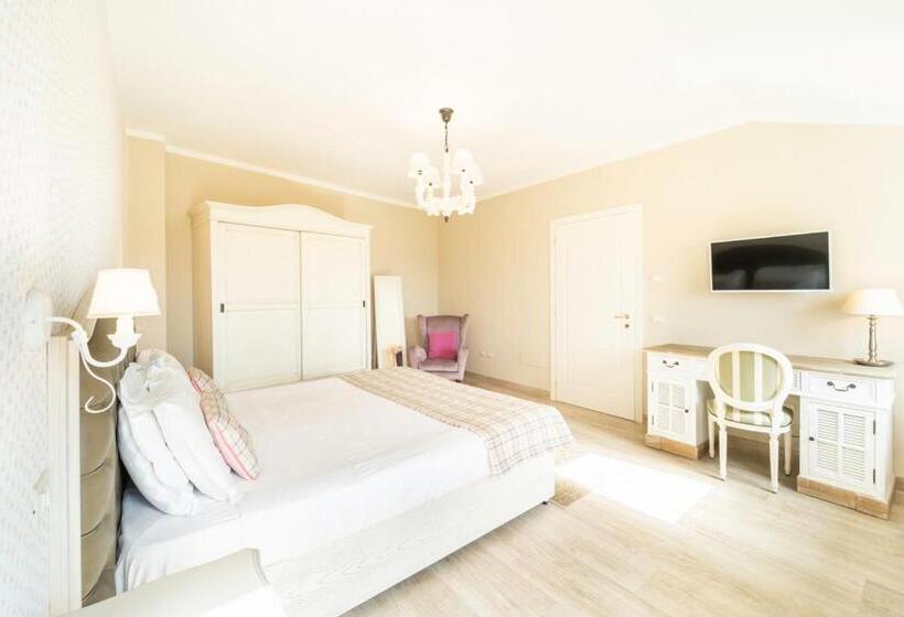 Отель Borgo Vecchio Locanda Di Charme