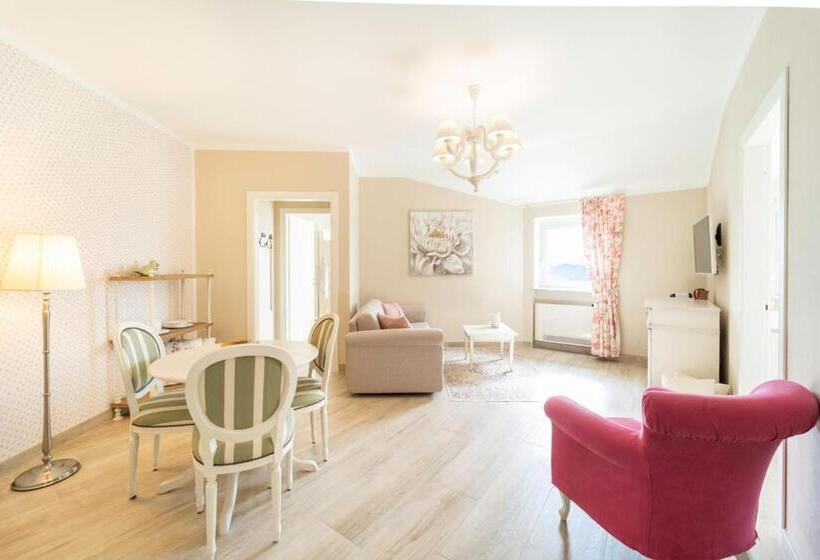 Отель Borgo Vecchio Locanda Di Charme