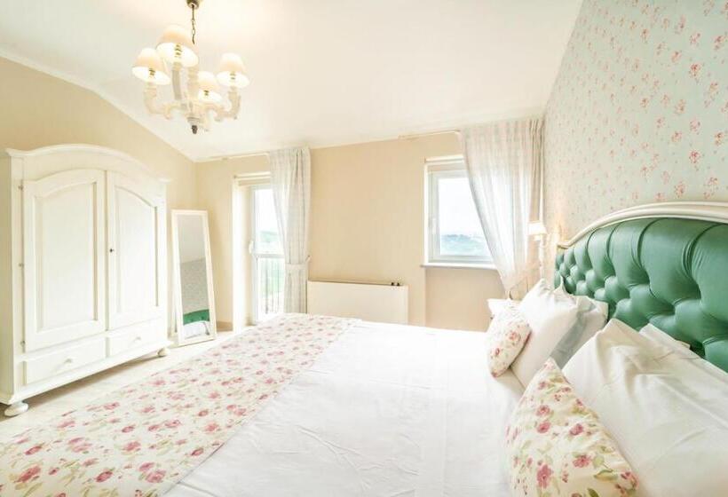 Отель Borgo Vecchio Locanda Di Charme