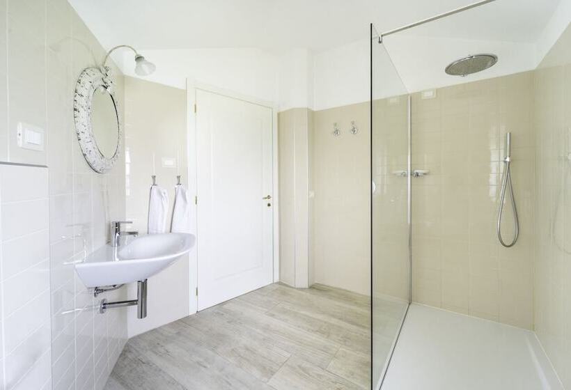 Отель Borgo Vecchio Locanda Di Charme