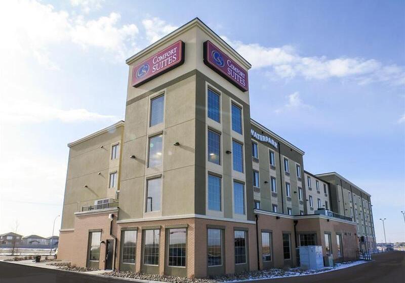 בית מלון כפרי Comfort Suites Regina