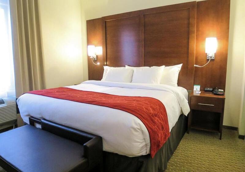 ホテル Comfort Suites Regina
