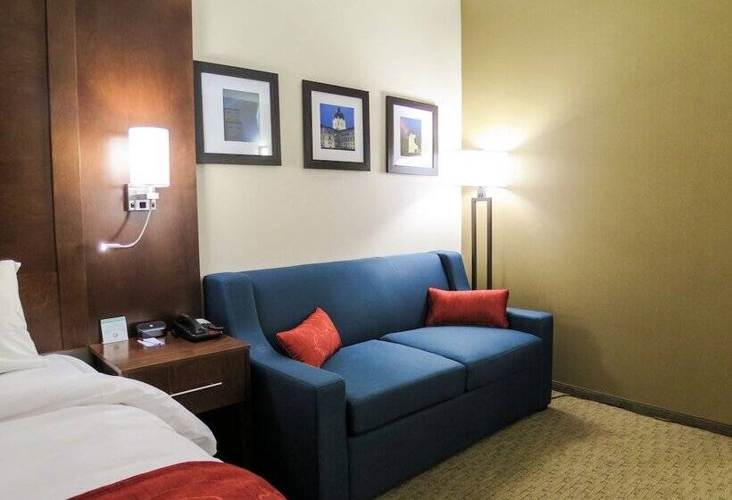 בית מלון כפרי Comfort Suites Regina