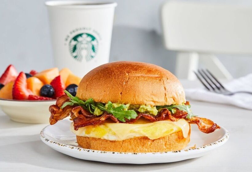 فندق Courtyard By Marriott Kansas City Downtown/convention Center