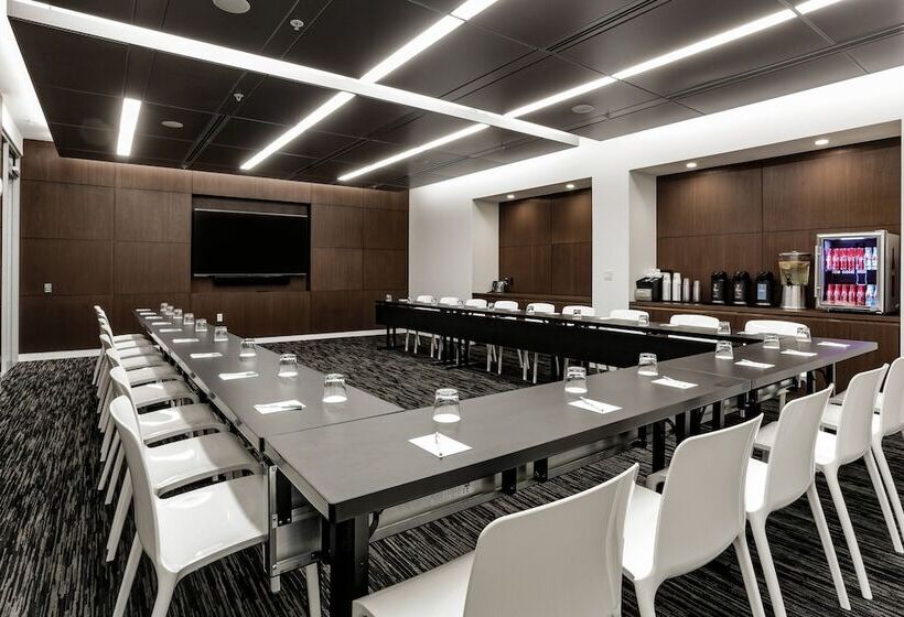 فندق Courtyard By Marriott Long Island City/new York Manhattan View