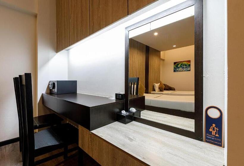 בית מלון כפרי Grand Marina Residence