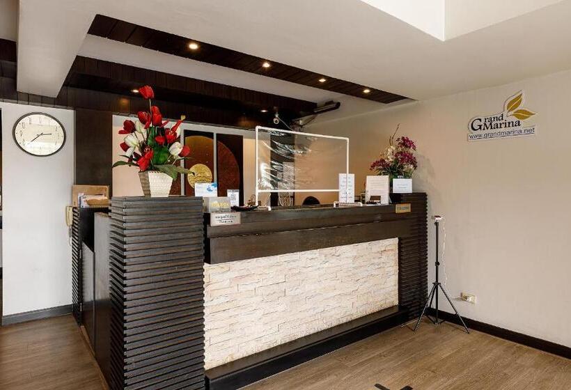 בית מלון כפרי Grand Marina Residence