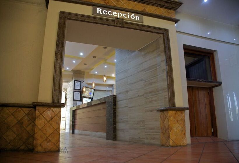 فندق Hacienda Del Sol