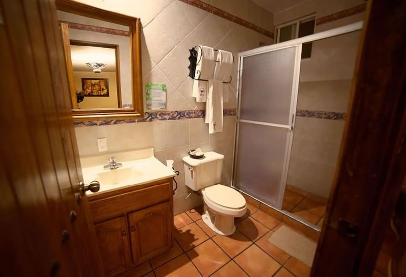 فندق Hacienda Del Sol