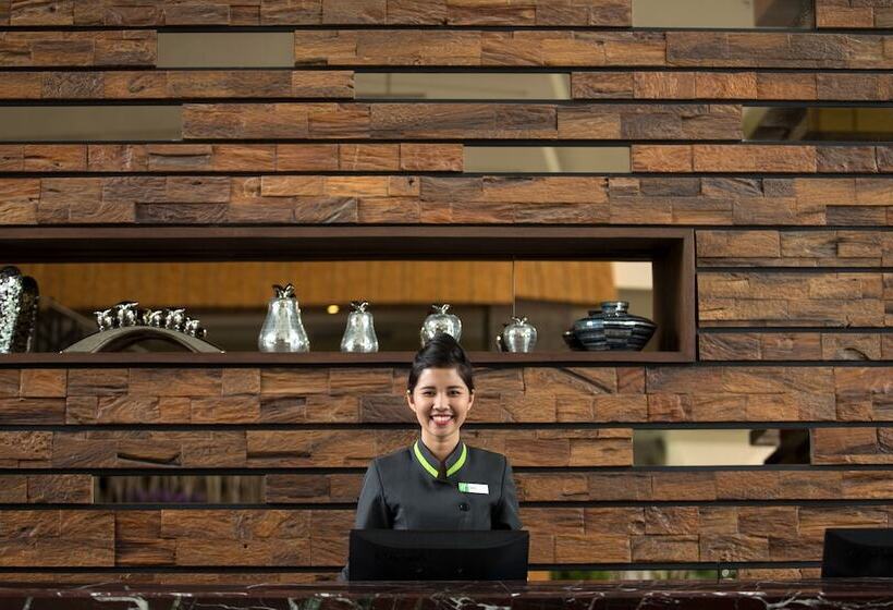 ホテル Holiday Inn Cikarang Jababeka, An Ihg