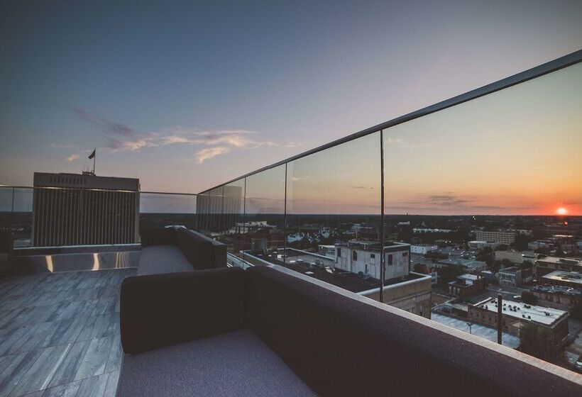 هتل Homewood Suites By Hilton Richmond Downtown