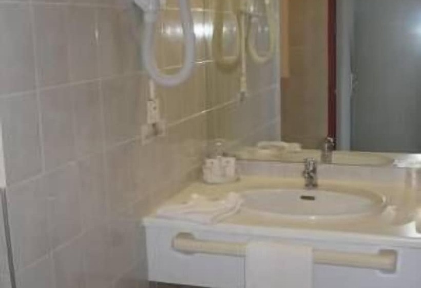 호텔 Hôtel La Chêneraie