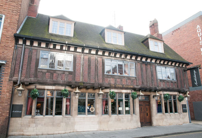 酒店 Huckleberrys Bar And Grill