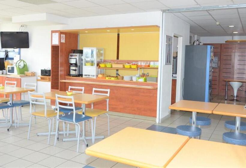 Отель Ibis Budget Nevers Varennes Vauzelles