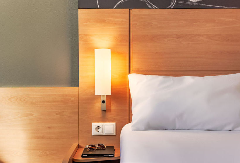 هتل Ibis Krasnodar Center