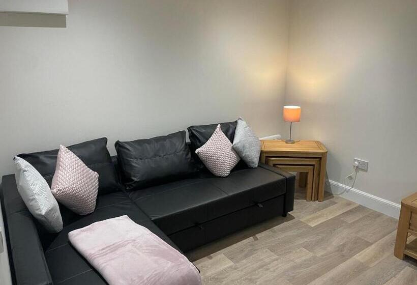 酒店 Inglewood House And Spa