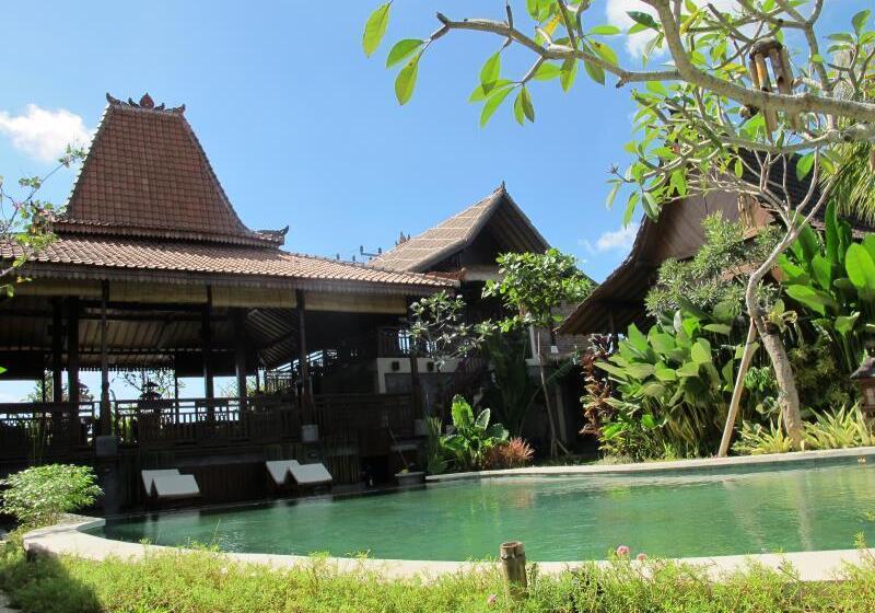 酒店 Kampung Cenik