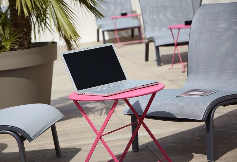 فندق Kyriad Marseille Blancarde Timone