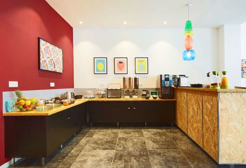 فندق Kyriad Marseille Blancarde Timone