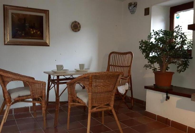 酒店 La Turr De Mezz