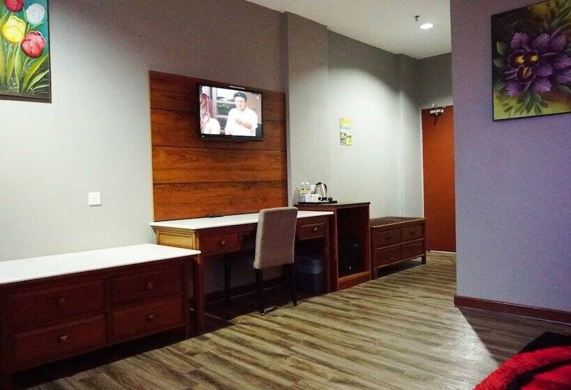 Отель Langgura Baron Resort