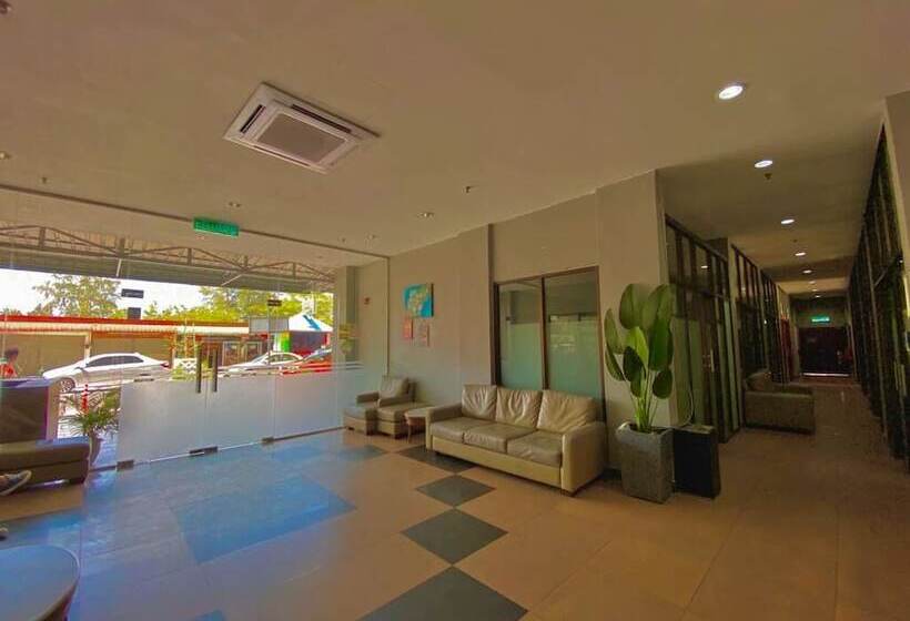 هتل Langgura Baron Resort