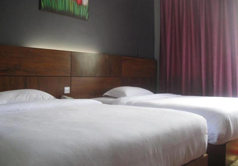هتل Langgura Baron Resort