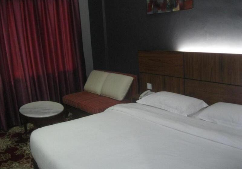 Отель Langgura Baron Resort