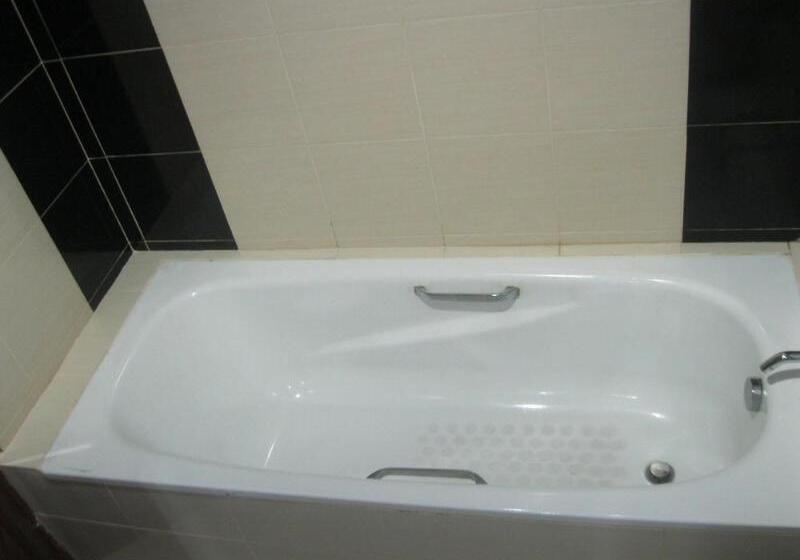 Отель Langgura Baron Resort