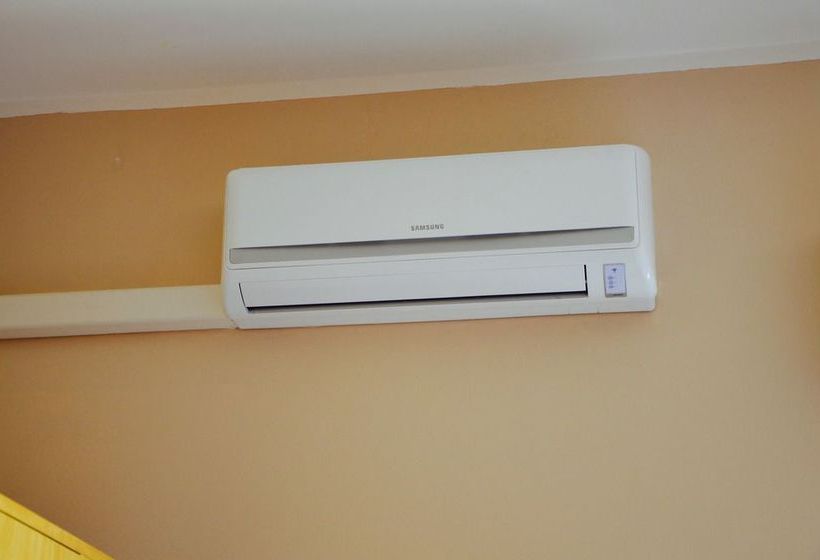 Отель Leon d'Oro