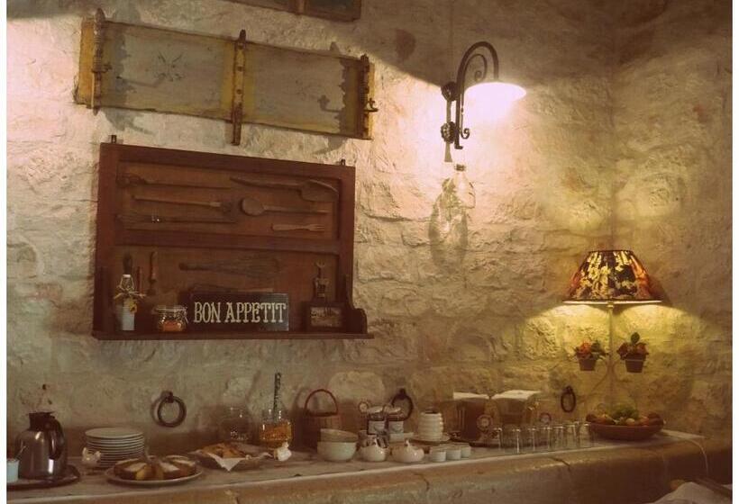 هتل Masseria Cianciò