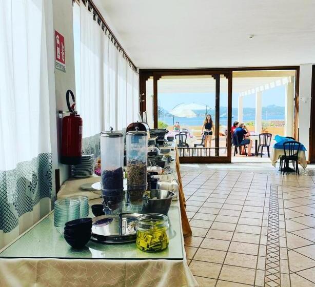 בית מלון כפרי Miralonga