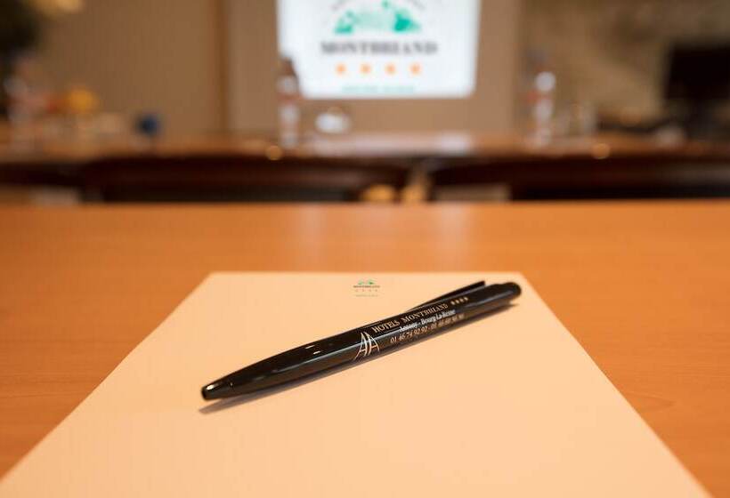 ホテル Montbriand Antony  Ancien Alixia