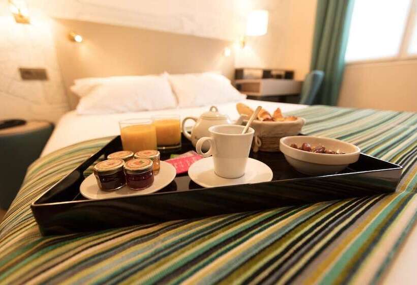 ホテル Montbriand Antony  Ancien Alixia