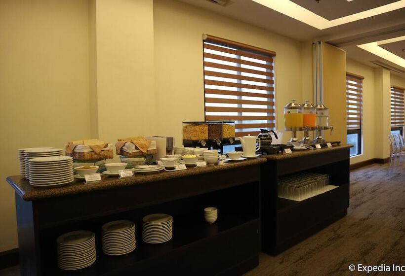 هتل Monticello Tagaytay