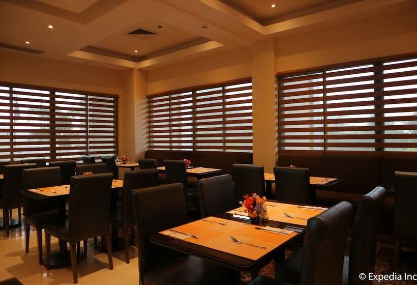 هتل Monticello Tagaytay