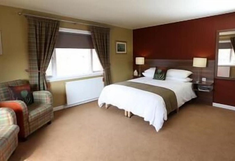 Отель Newburgh Inn