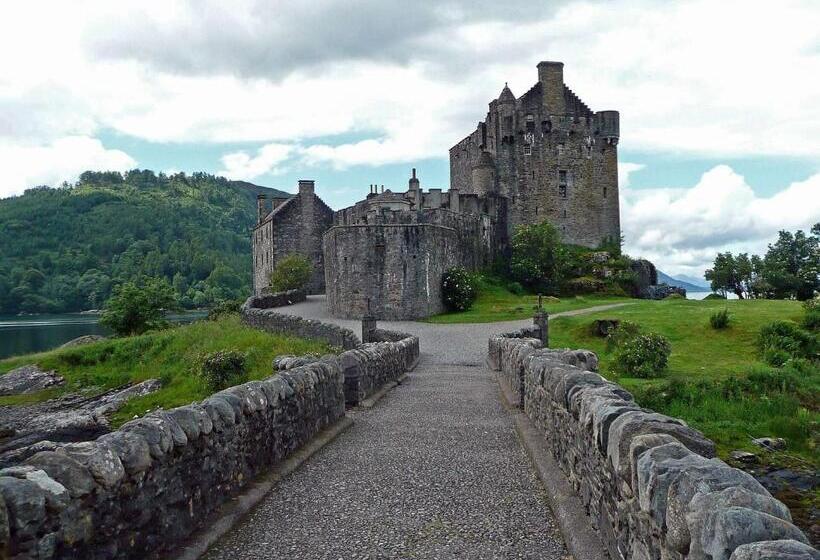 Отель Newburgh Inn