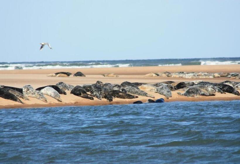 Отель Newburgh Inn